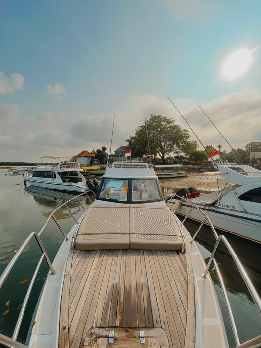Monohull BWH 8H