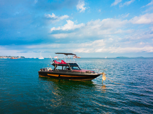 Monohull Queen 10 4H