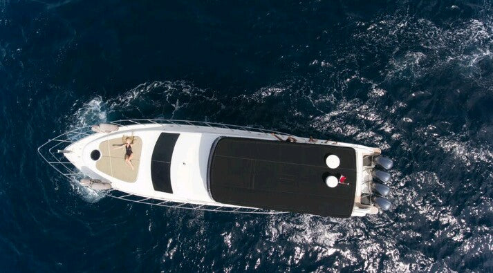 Monohull Queen 55 8H