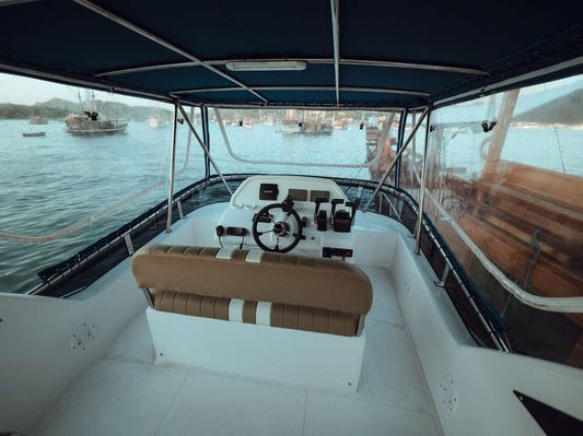 Monohull Aqua-001 4H